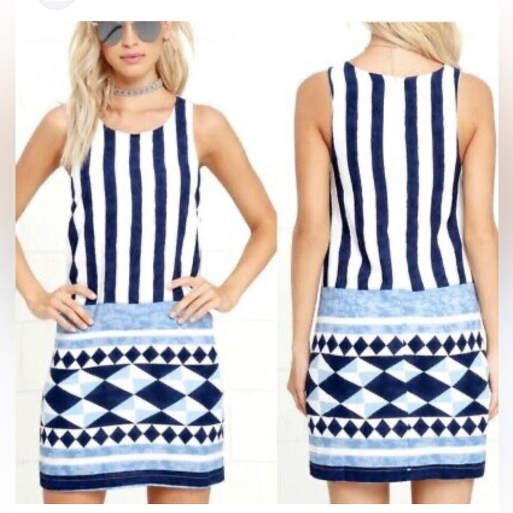 Lulus blue striped lined sleeveless geometric Dress size small